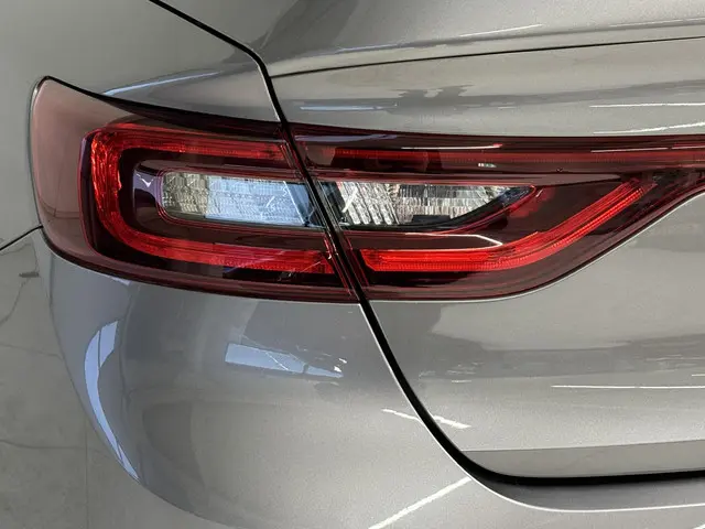 Renault Talisman 1.8 TCe Initiale Paris 2020 Benzine 26