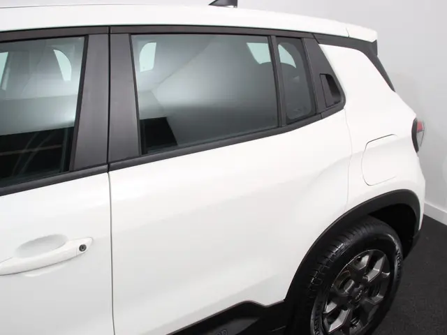 Jeep Avenger Longitude 54 kWh Automaat 2024 Elektrisch 26