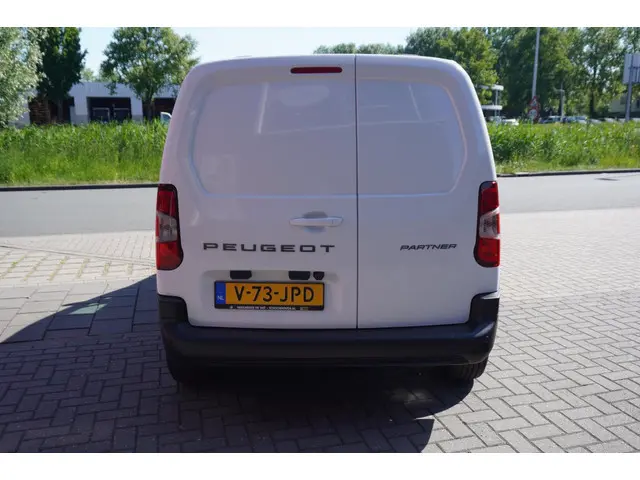 Peugeot Partner 1.5 BlueHDi 100 S&S L1 2024 Diesel 4