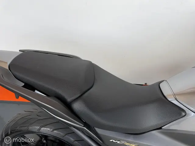 Honda NC 750 750X DCT C-ABS 2015 Benzine 11