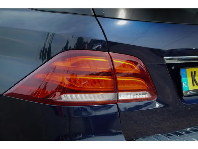 Mercedes-Benz GLE 500 e 4MATIC 2016 Hybride Benzine 34