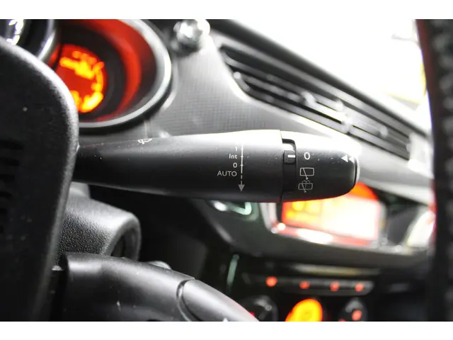 Citroën DS3 1.6 THP Sport Chic 2012 Benzine 16