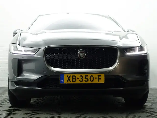 Jaguar I-PACE EV400 SE 90 kWh Aut- 2018 Elektrisch 26