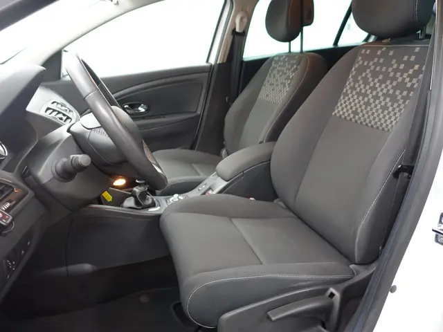 Renault Mégane Estate 1.5 dCi Expression 2012 Diesel 22