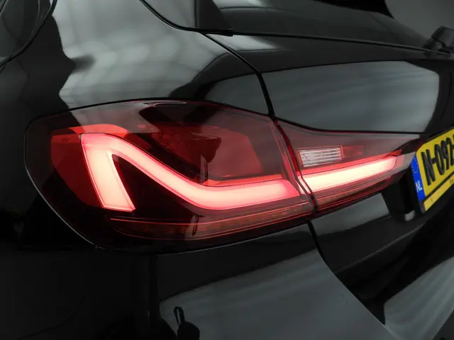 BMW 1 Serie 5-deurs 118i 2021 Benzine 38