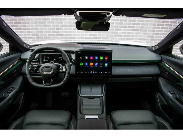 Lynk & Co 08 1.5 More 2026 Hybride Benzine 5