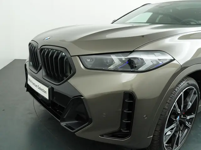 BMW X6 xDrive40i 2024 Benzine 30