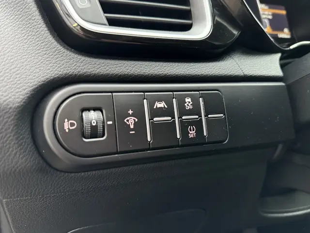 Kia Ceed 1.0 T-GDi DynamicLine 2022 Benzine 17