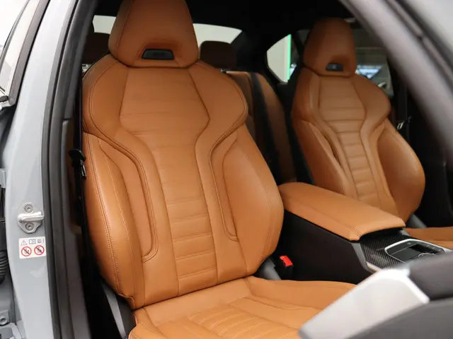 BMW 3 Serie Sedan 330e 2023 Hybride Benzine 22