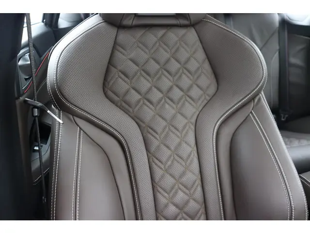 BMW i4 M50 High Executive 2023 Elektrisch 13
