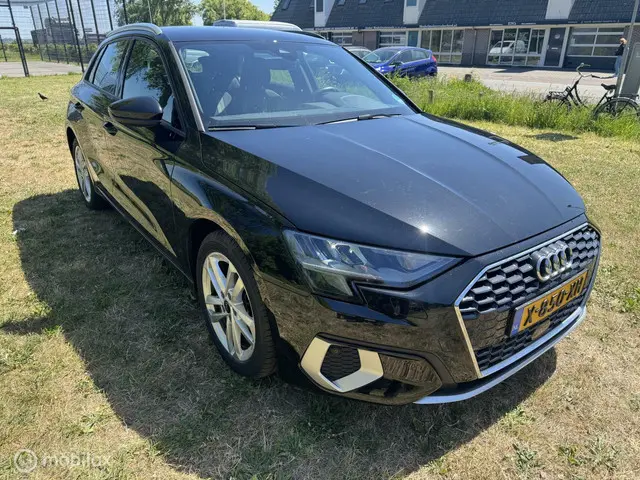 Audi A3 Sportback 35 TFSI Advanced edition 2023 Benzine 3