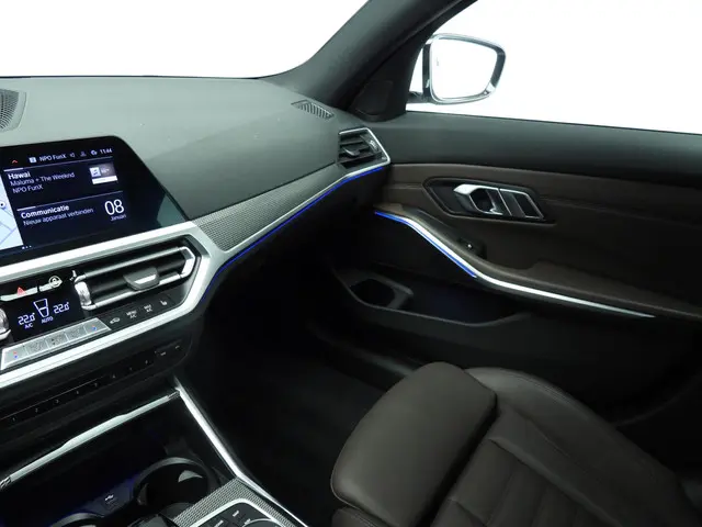 BMW 3 Serie Sedan 318i 2022 Benzine 35