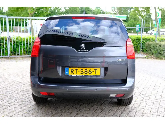 Peugeot 5008 1.6 HDi Blue Lease 2014 Diesel 8