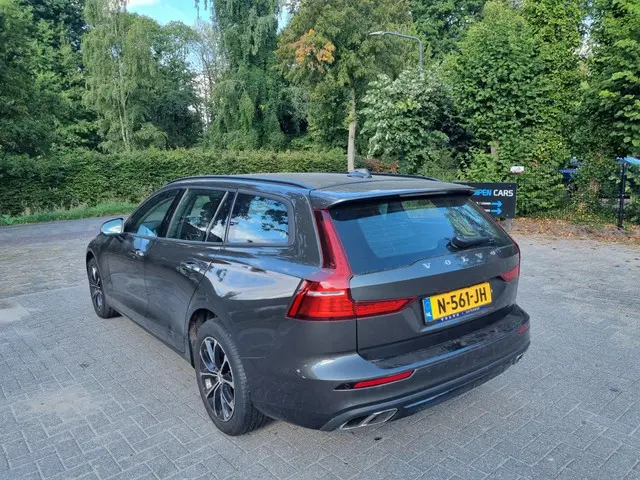 Volvo V60 B3 Aut. Navi Led 2021 Benzine 3