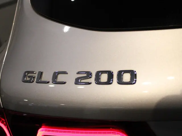 Mercedes-Benz GLC 200 Premium Plus 2020 Benzine 16