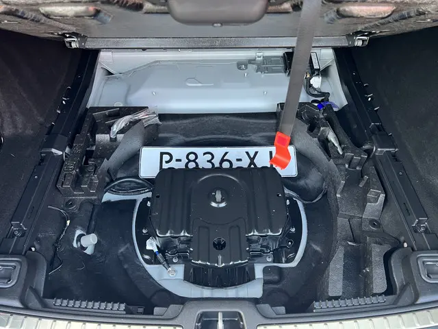 Volvo V60 2.0 B3 Plus Dark 2022 Hybride Benzine 47