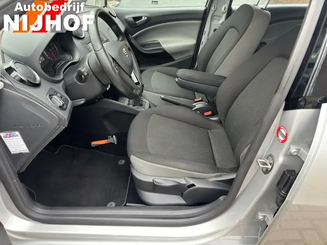 SEAT Ibiza ST 1.0 EcoTSI Style Connect 2016 Benzine 22