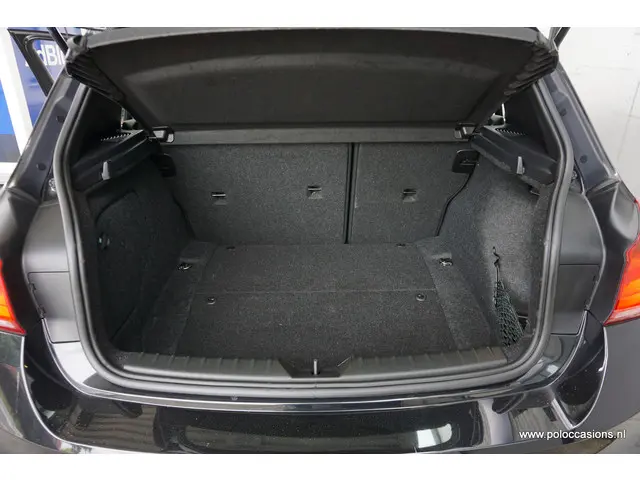 BMW 1 Serie 118i 2018 Benzine 20