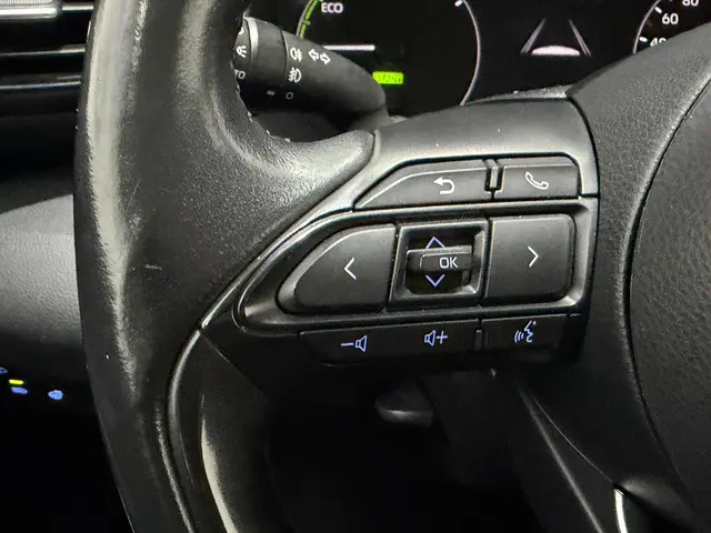 Toyota Yaris 1.5 Hybrid Dynamic 2021 Hybride Benzine 15