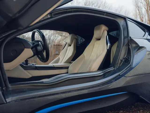 BMW i8 1.5 2015 Hybride Benzine 66