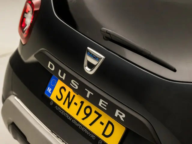 Dacia Duster 1.2 TCe Prestige Sport 2018 Benzine 26