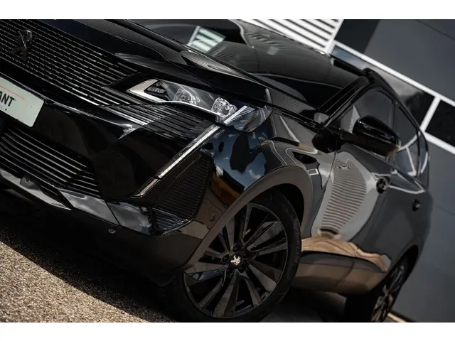 Peugeot 5008 GT 2024 Benzine 48