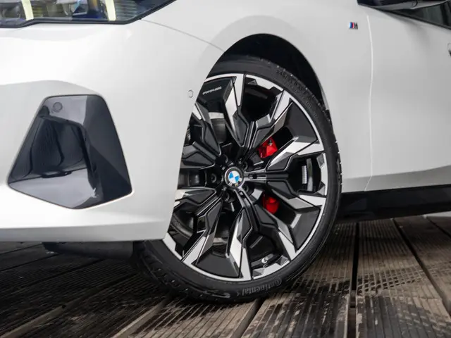 BMW 5 Serie Touring 520i 2026 Benzine 21