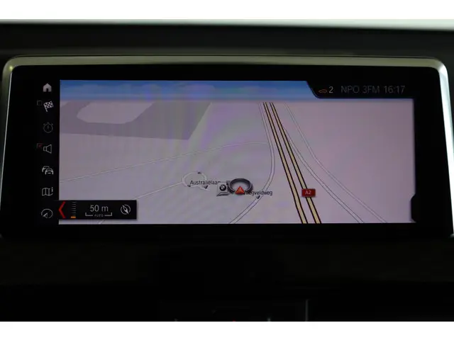 BMW X2 xDrive25e 2021 Hybride Benzine 12