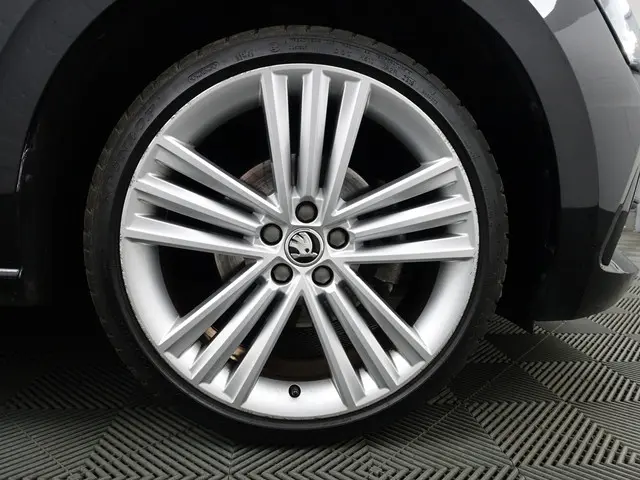 Škoda Scala 1.5 TSI Business Edition Aut- 2020 Benzine 26