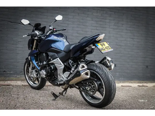 Kawasaki Z1000 Tour 2016 Benzine 5