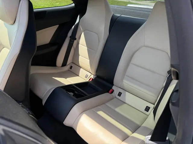 Mercedes-Benz C-Klasse Coupé 180 Edition 1 2012 Benzine 11