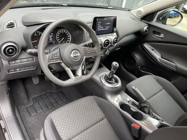 Nissan Juke 1.0 DIG-T Acenta 2024 Benzine 10