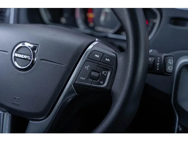 Volvo V40 T3 Automaat Inscription 2018 Benzine 26