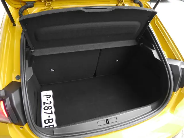 Peugeot 208 1.2 PureTech GT 2022 Benzine 12