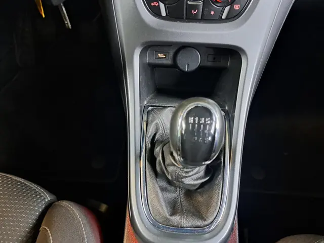 Opel Astra Sports Tourer 1.4 Turbo Edition 2015 Benzine 14