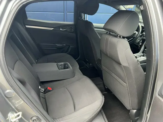 Honda Civic 1.0 i-VTEC Premium automaat 2017 Benzine 9