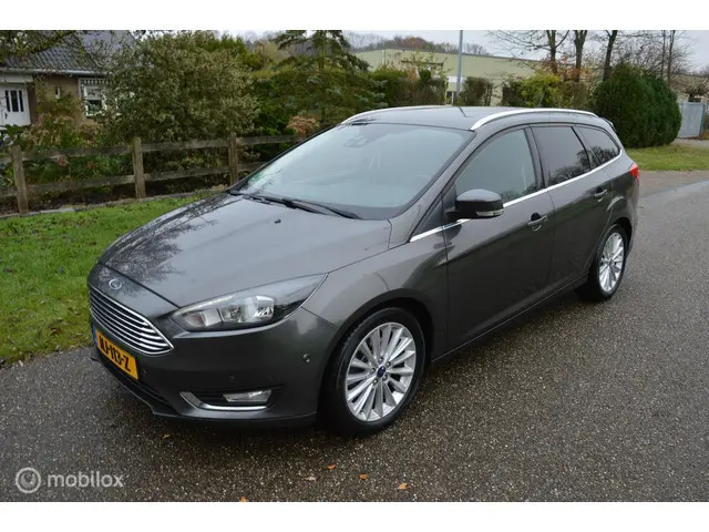 Ford Focus Wagon 2.0 TDCI Titanium 2016 2016 Diesel 18