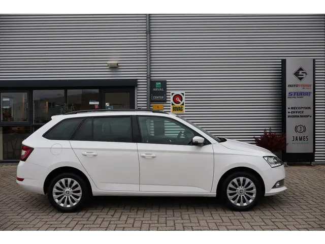 Škoda Fabia Combi 1.0 TSI Ambition 2021 Benzine 2