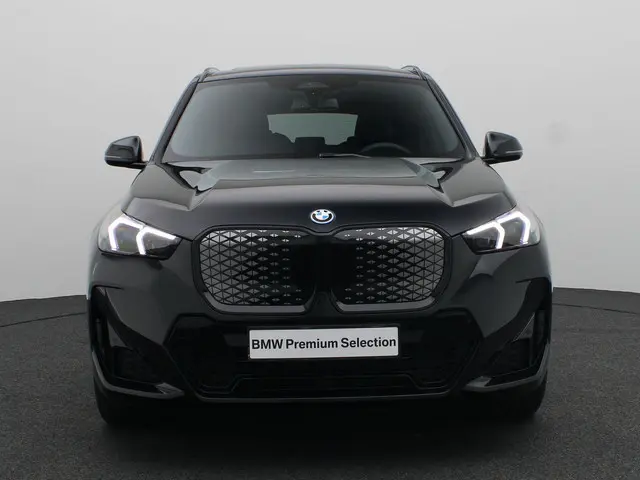 BMW iX1 eDrive20 2025 Elektrisch 3