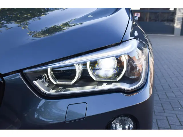 BMW X1 xDrive25i 2016 Benzine 23