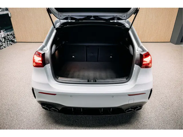 Mercedes-Benz A-Klasse AMG 45 S 4MATIC+ 2023 Benzine 27