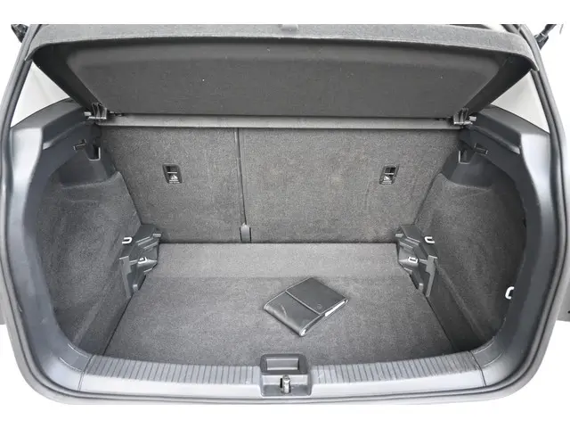 Volkswagen T-Cross 1.0 TSI Life 2022 Benzine 28