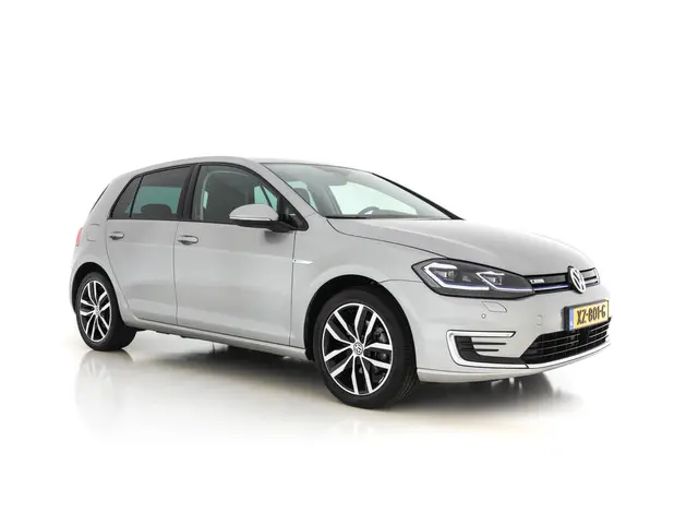 Volkswagen e-Golf {SOH-88%} 2019 Elektrisch