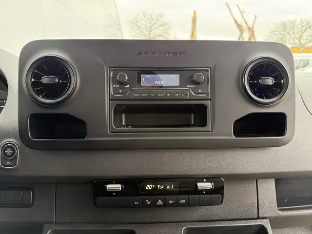 Mercedes-Benz Sprinter 515 1.9 CDI 2022 Diesel 18