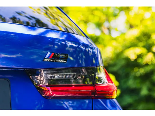 BMW M3 3-serie Touring xDrive Competition 2023 Benzine 110