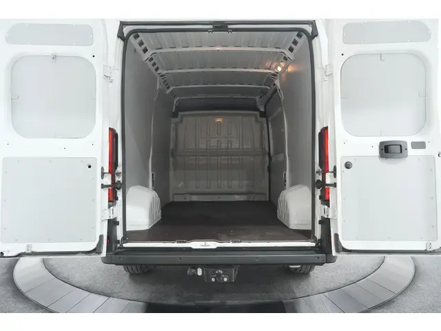 Citroën Jumper 2.2 BlueHDi 120 L2H2 3.0t 2023 Diesel 11