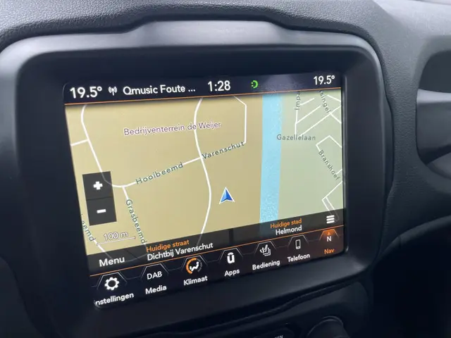 Jeep Renegade 1.4 MultiAir Longitude 2018 Benzine 16