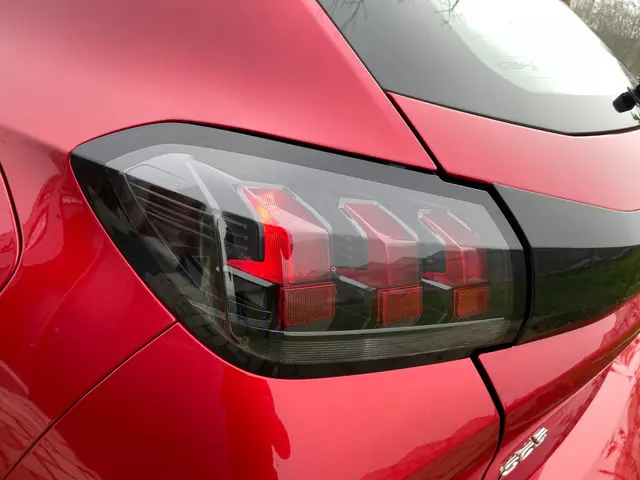 Peugeot 208 1.2 Turbo Active 2020 Benzine 9