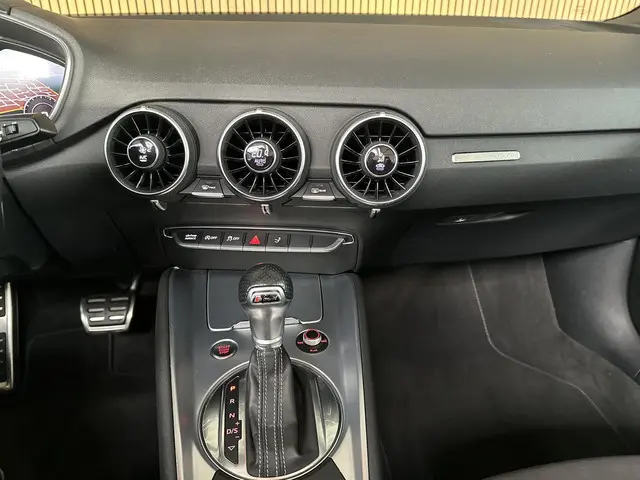 Audi TT Roadster 1.8 TFSI Pro S-line 2016 Benzine 25