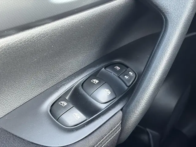 Nissan QASHQAI 1.2 N-Connecta 2017 Benzine 22